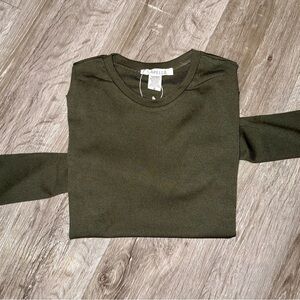 Capella Fitted Ribbed Long Sleeve Tee Dark Olive Green size Small